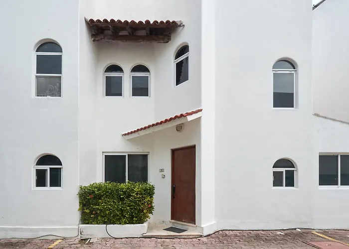 Quiet 3br Townhouse In Gated Playacar *
