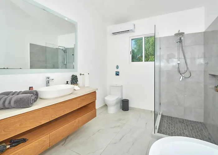 Quiet 3br Townhouse In Gated Playacar Holiday home